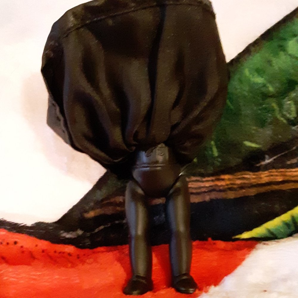 COPY - Wizard of Oz Madame Alexander McDonalds Wicked Witch West Pre-Owned - Picture 10 of 13